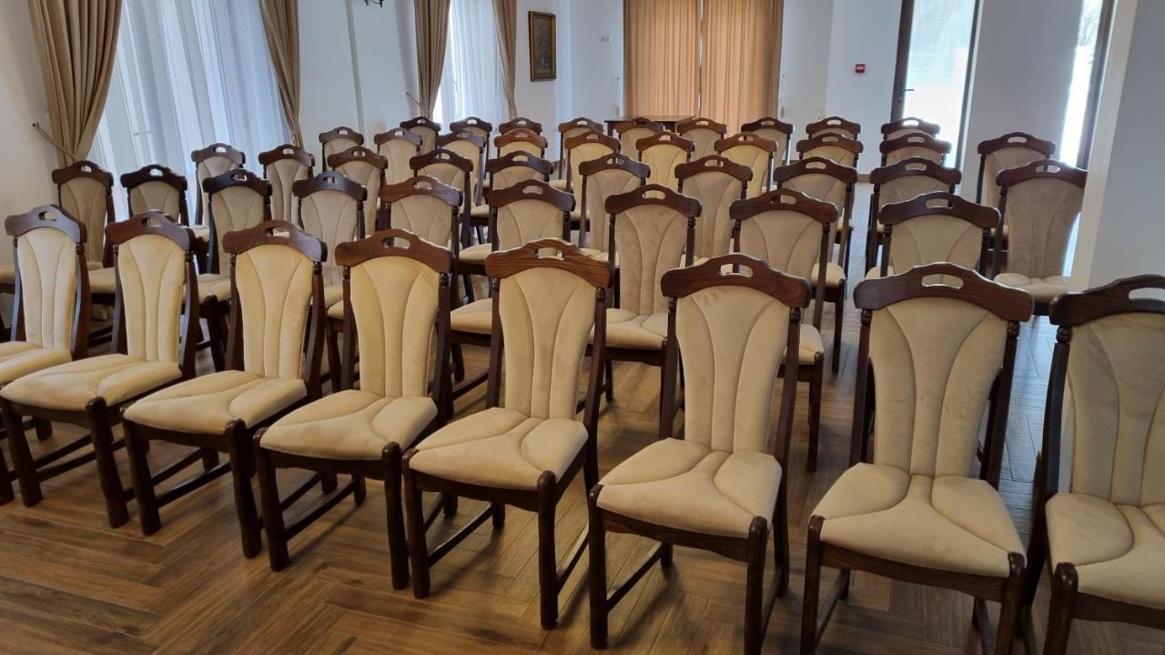 Pensiunea Catalina Haieu Екстериор снимка